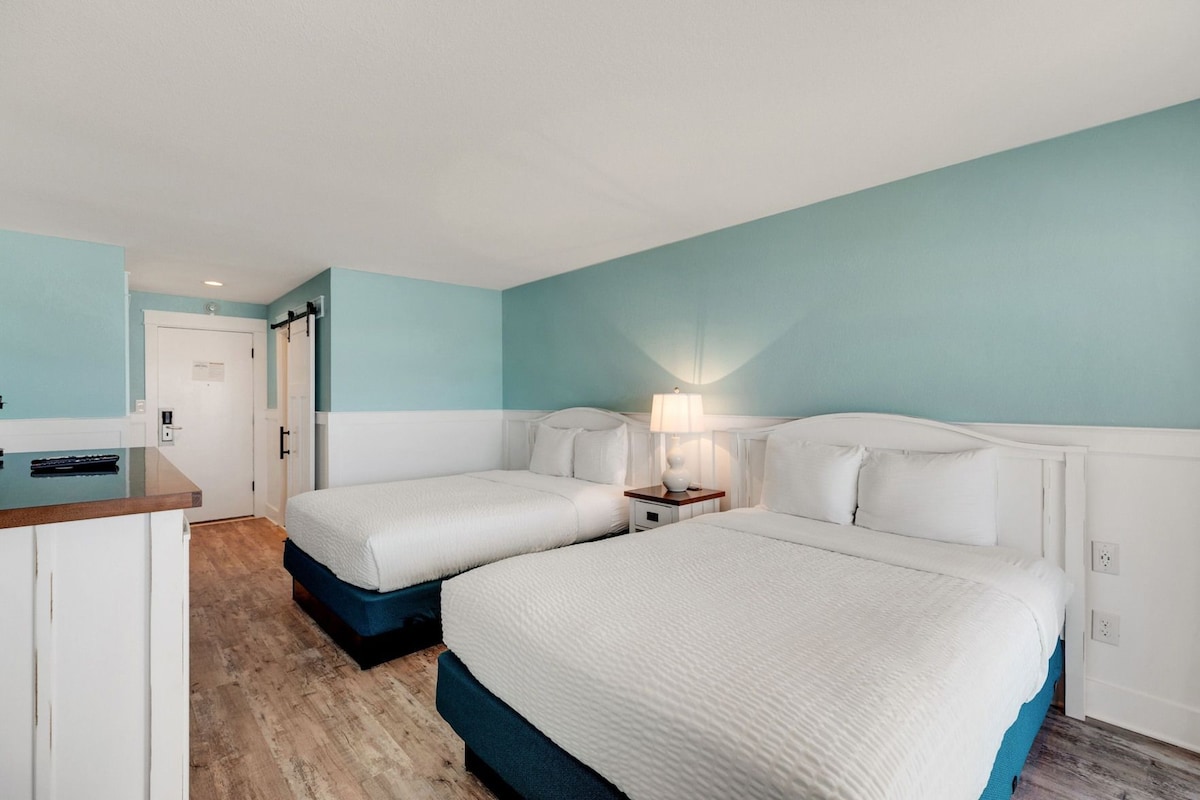 Cortinas opacas, tabla de planchar con plancha, wifi gratis