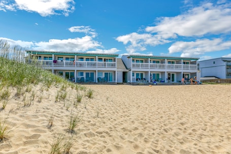 Exterior. John Yancey Oceanfront Inn