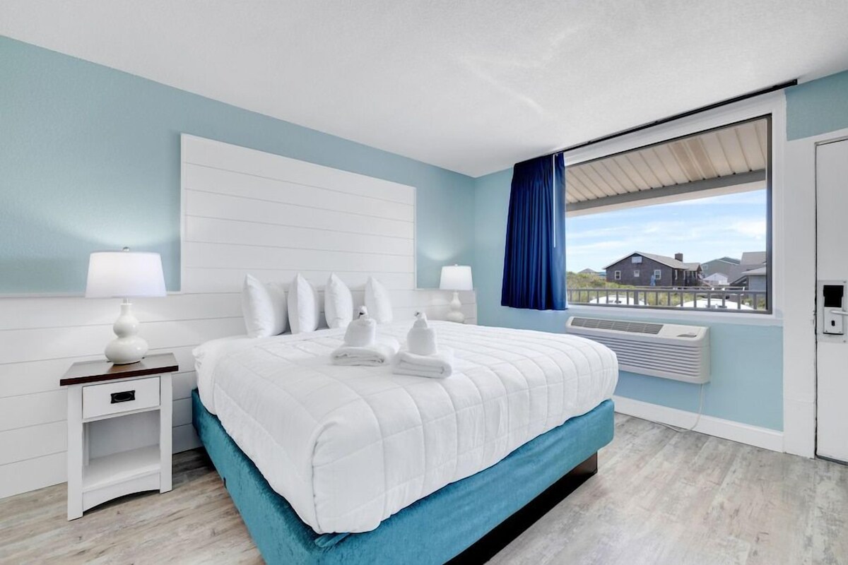 Cortinas opacas, tabla de planchar con plancha, wifi gratis