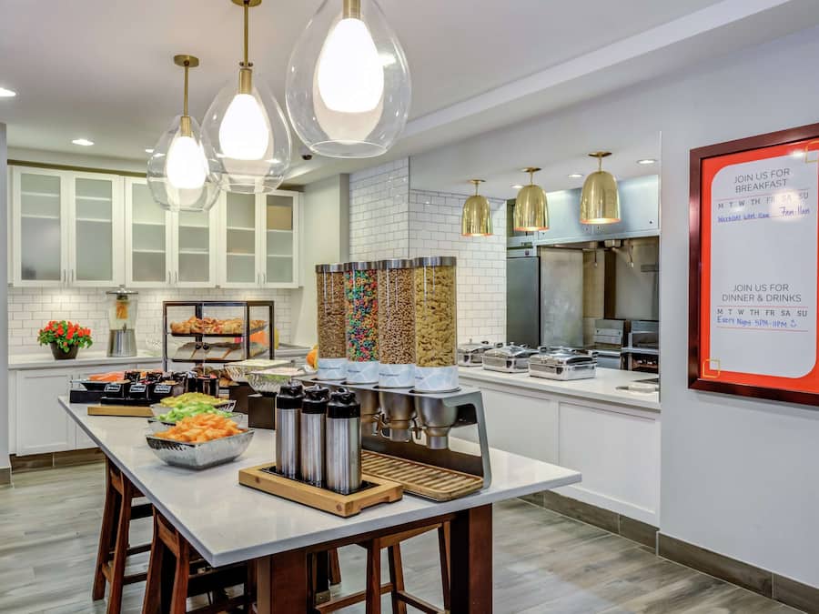 Daily full breakfast (USD 17 per person)