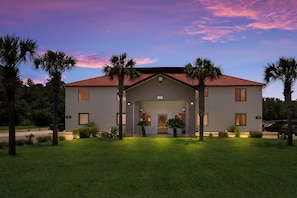 Exterior - Red Roof Inn Crestview (Crestview)