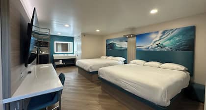 Costa Mesa Inn