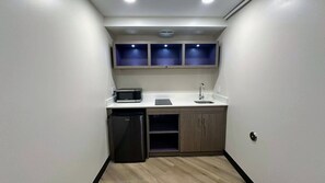 Executive Room, 2 Queen Beds, Kitchenette | Private kitchen | Fridge, coffee/tea maker