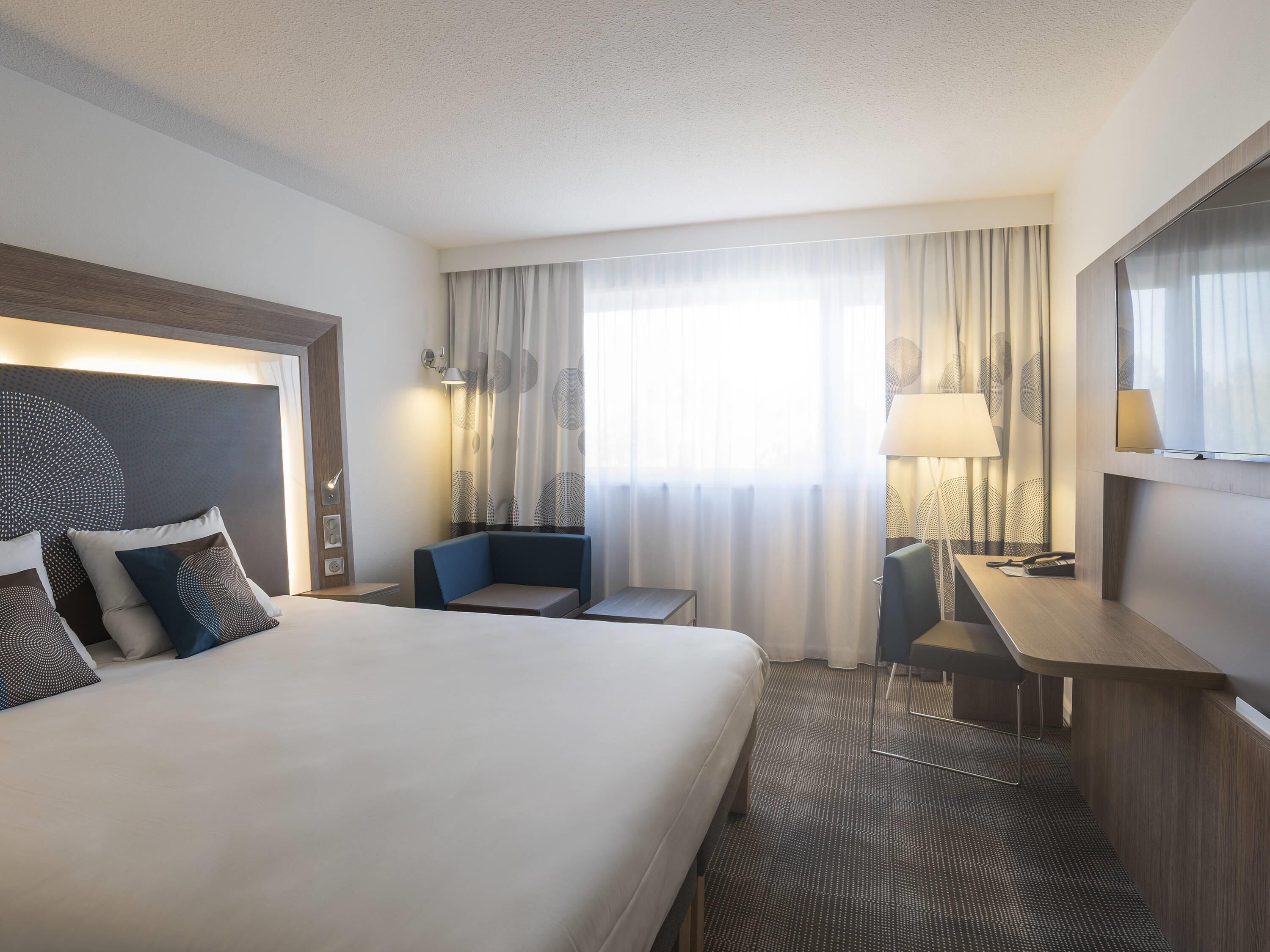 Rom – superior, 1 dobbeltseng | Sengetøy av topp kvalitet, minibar, safe på rommet og skrivebord