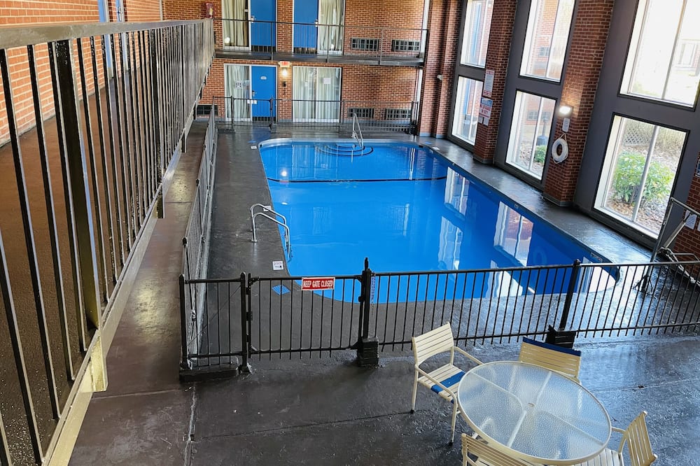 Fairview Inn & Suites