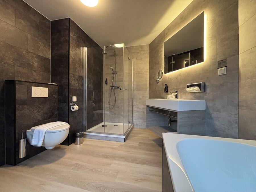 Superior Room | Bathroom