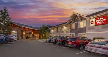 Best Western Plus Country Meadows Inn