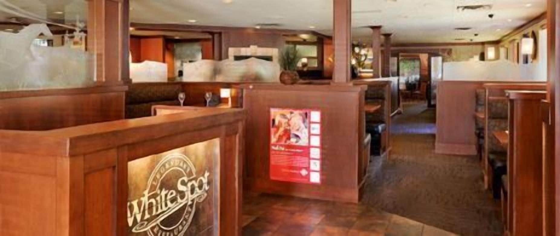 breakfast, lunch, dinner served; american cuisine