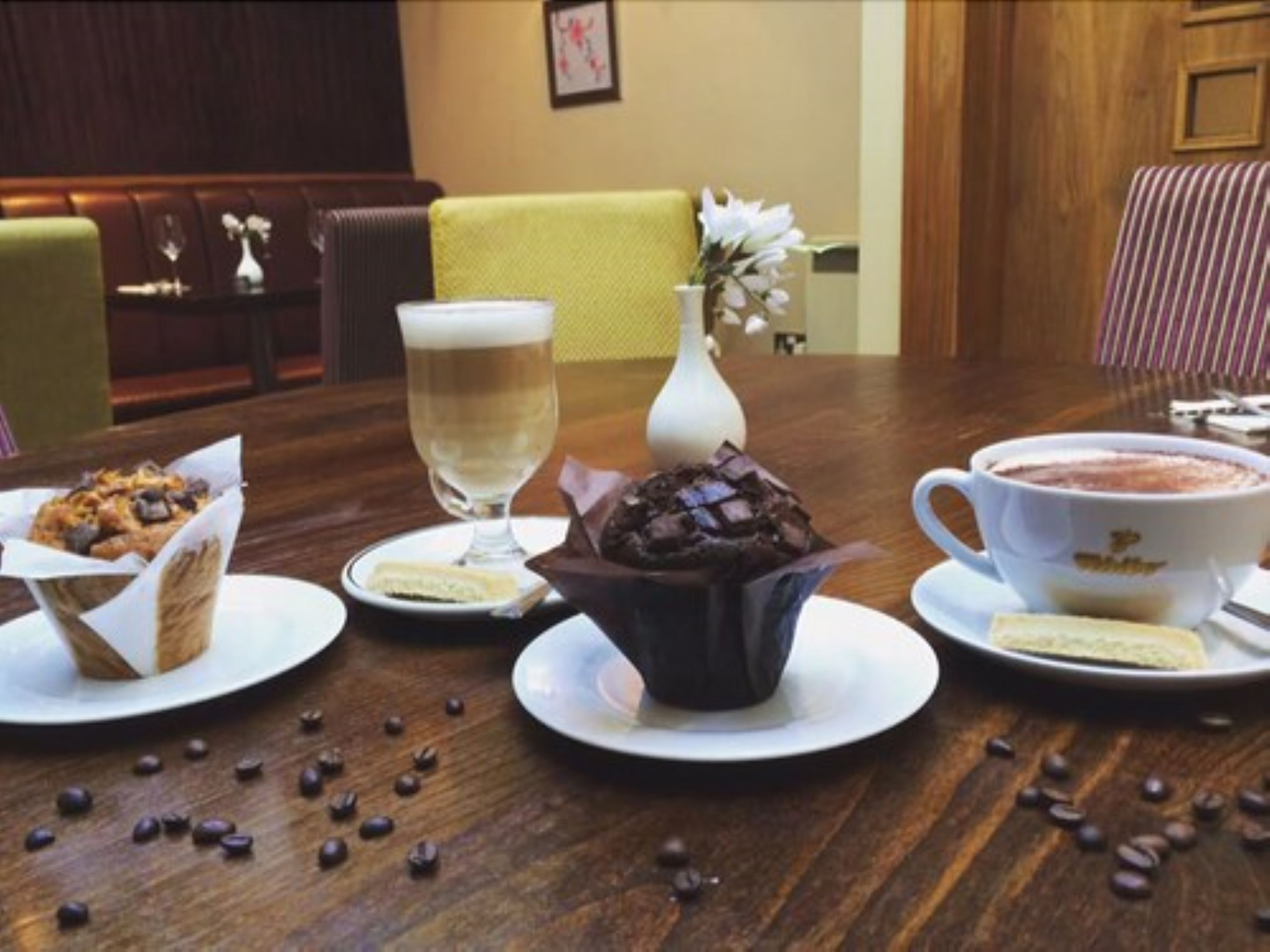 free daily full breakfast