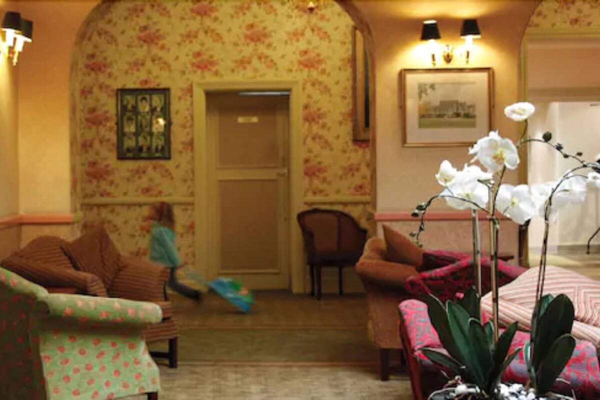 body treatments, hot stone massages, deep-tissue massages