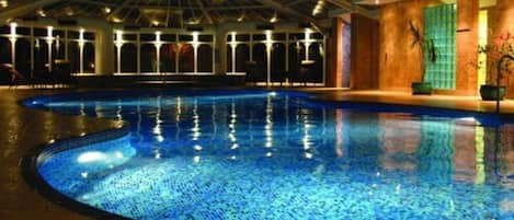 Piscine couverte
