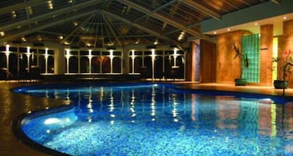 Metropole Hotel and Spa