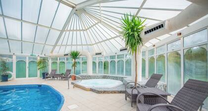 Metropole Hotel and Spa