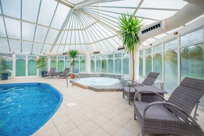 Metropole Hotel and Spa