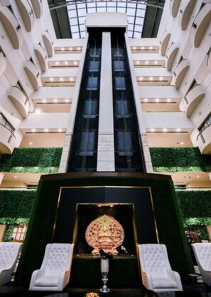 前台
