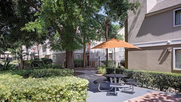 BBQ/picnic area
