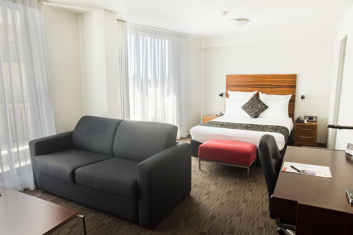 Chambre Deluxe, balcon | Literie de qualité supérieure, matelas Select Comfort