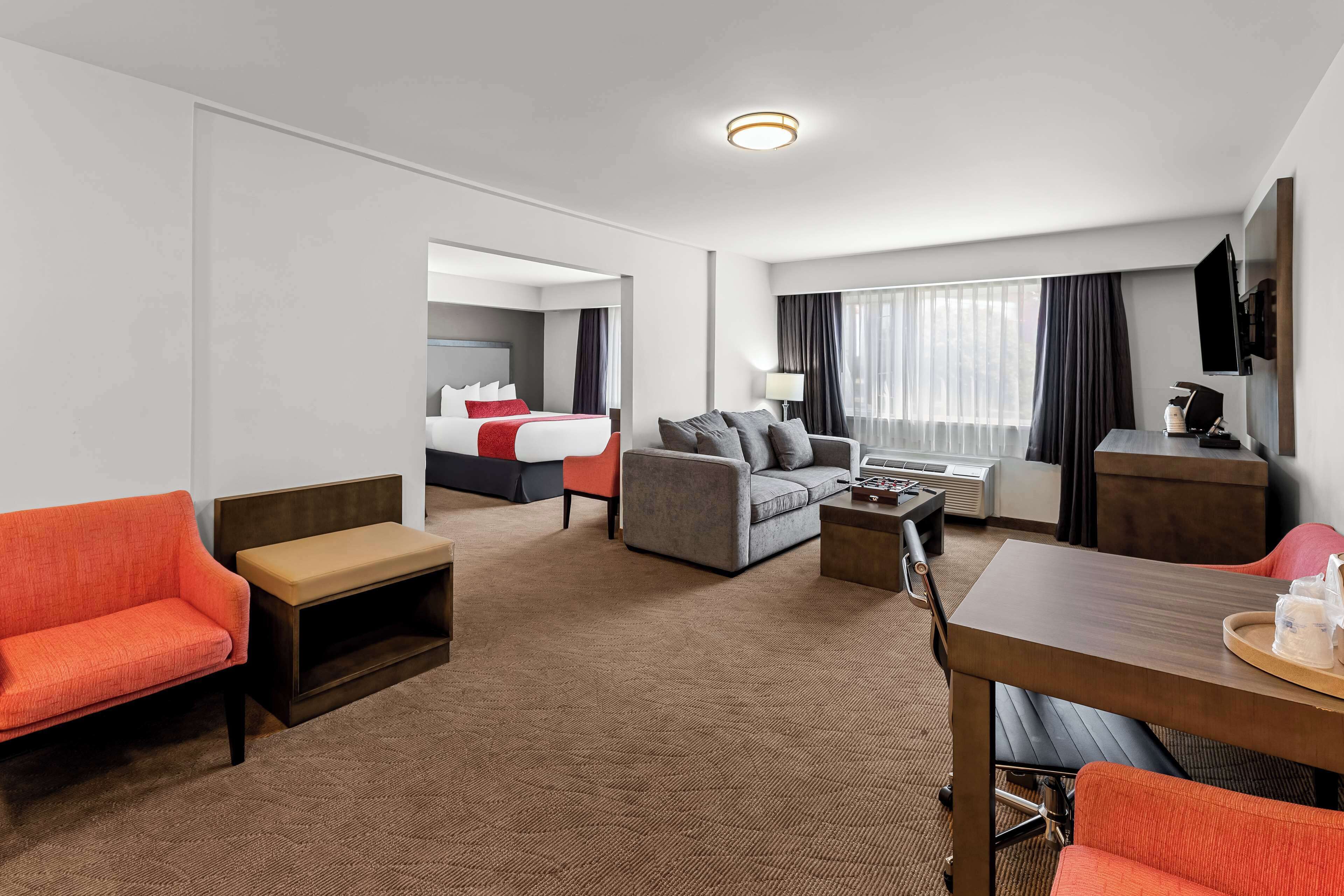 family room, 2 queen beds, non smoking | laptop workspace, blackout curtains, soundproofing, iron/ironing board