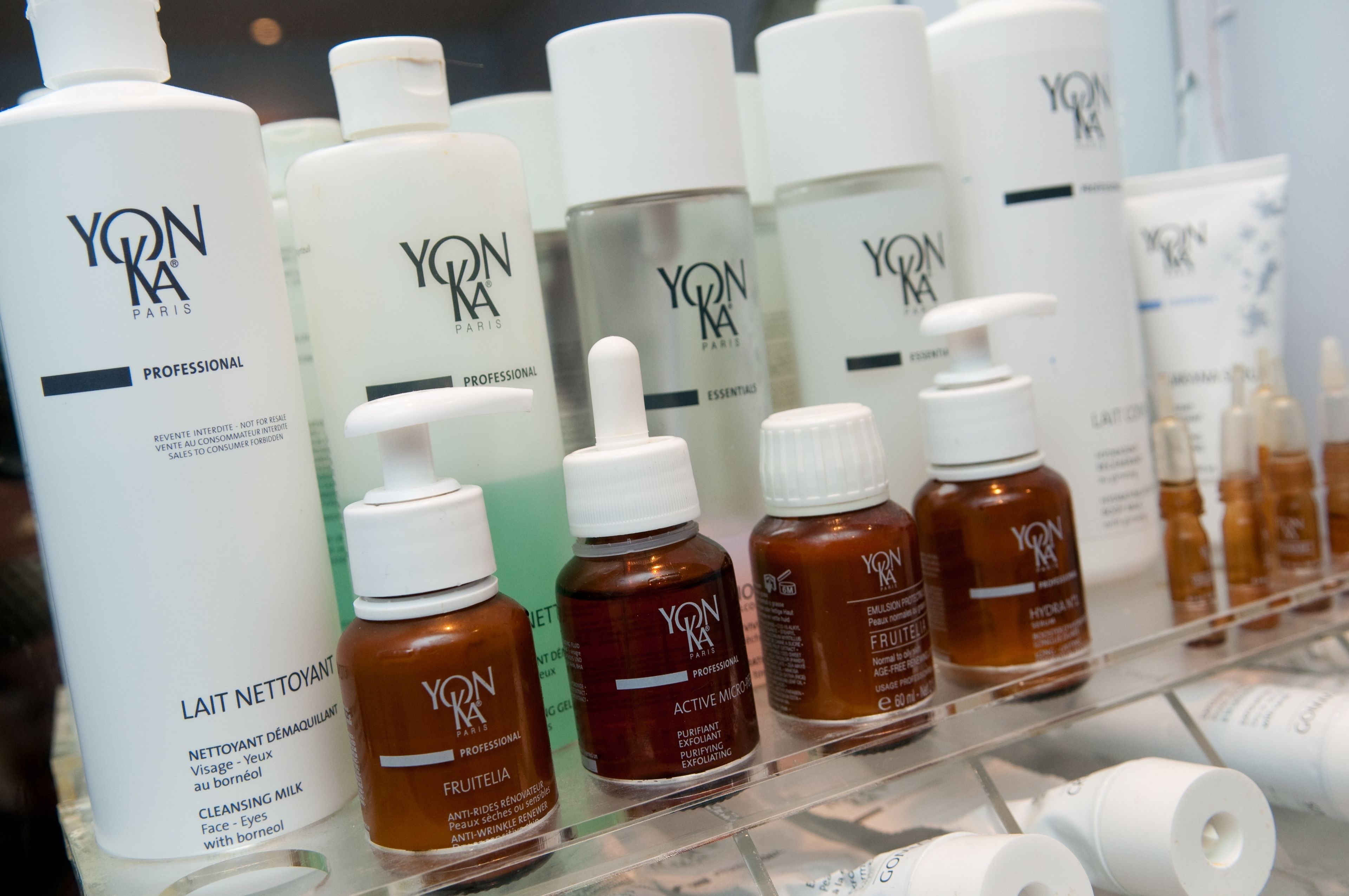 sauna, hot tub, steam room, body treatments, aromatherapy