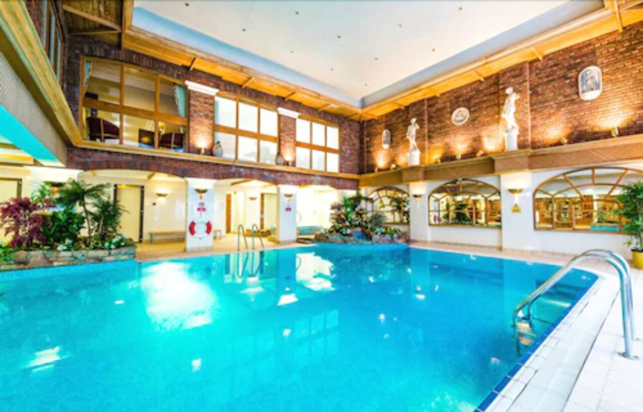 Parkway Hotel & Spa