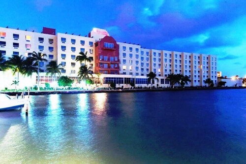 Ramada Belize City Princess Hotel