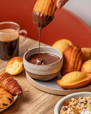 Daily buffet breakfast (EUR 12.9 per person)