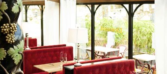 ibis Saint-Étienne - La Terrasse