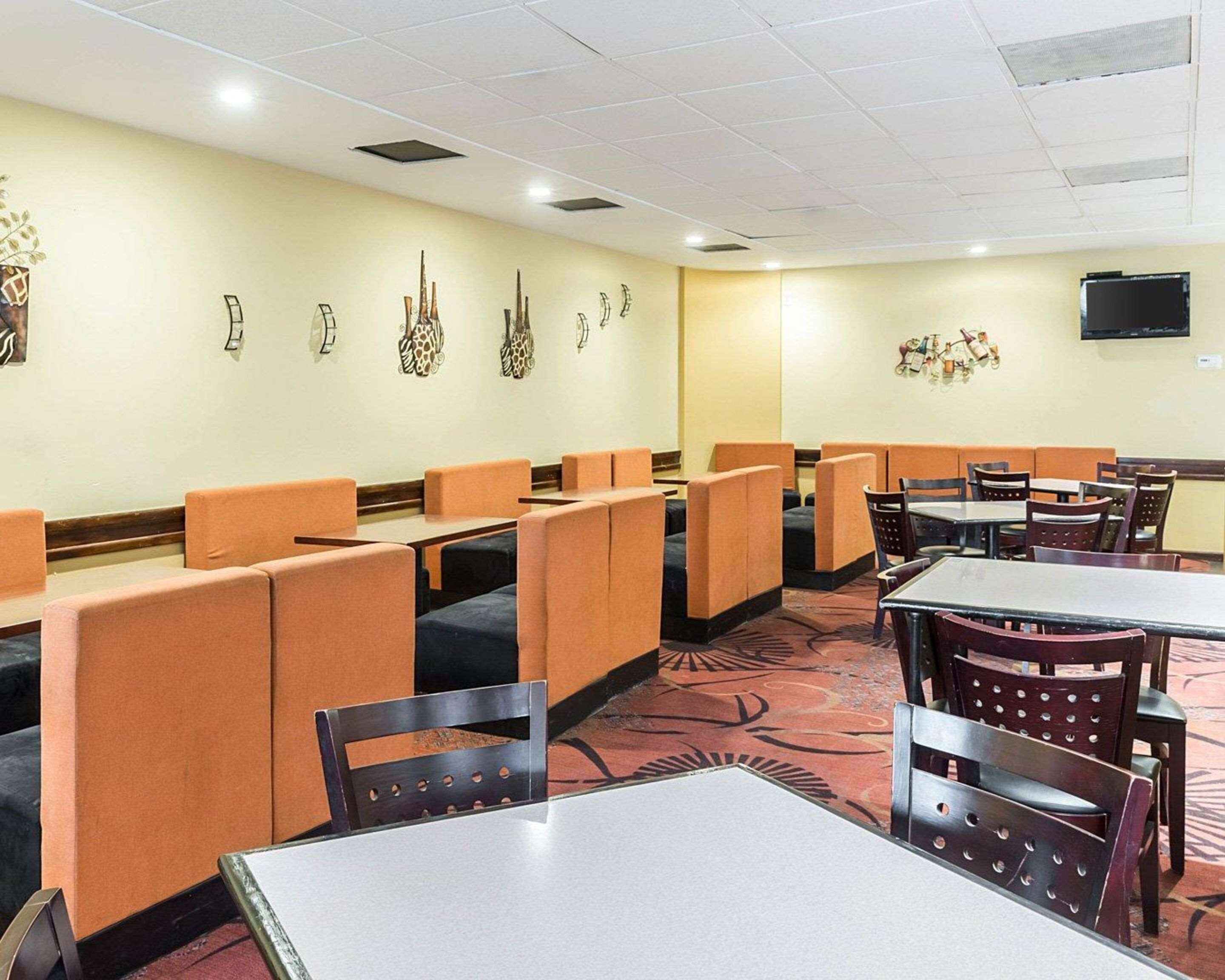 Foto - Clarion Hotel Somerset - New Brunswick