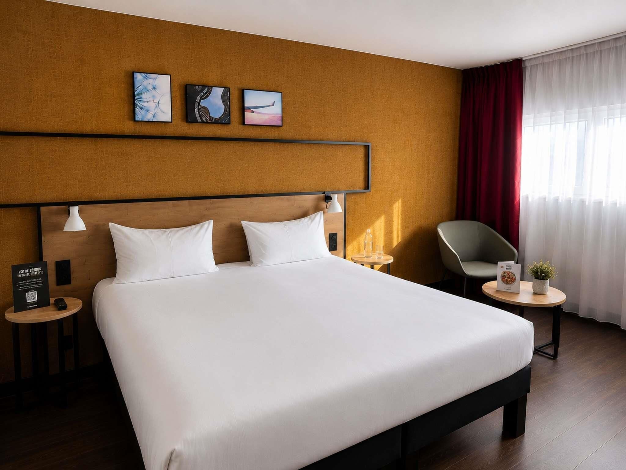 Premium bedding, pillow-top beds, in-room safe, desk