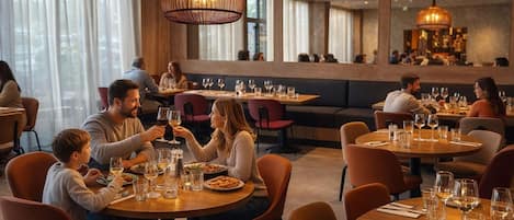 Breakfast, lunch and dinner served