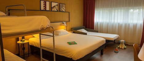 Premium bedding, pillowtop beds, in-room safe, desk