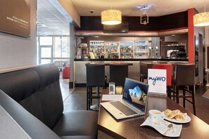 Frühstück, Mittagessen und Abendessen