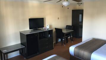 Chambre Standard, 2 grands lits | Ăquipements de la chambre