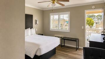 Iron/ironing board, free WiFi, bed sheets, alarm clocks