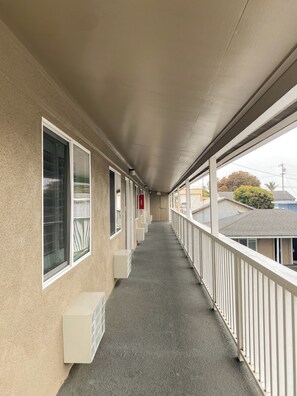 Exterior - Rockview Inn and Suites (Morro Bay)
