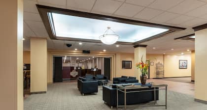 Ramada by Wyndham Reno Hotel and Casino