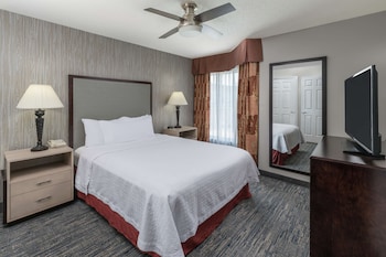 Homewood Suites by Hilton Chicago - Schaumburg