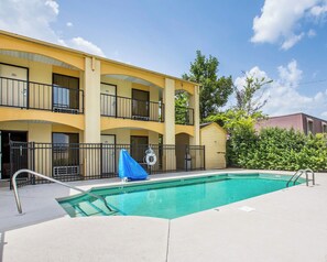 Seasonal outdoor pool