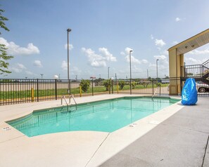 Seasonal outdoor pool