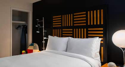 Renaissance Des Moines Savery Hotel