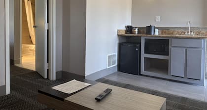 SureStay InnSuites Phoenix Hotel & Suites by Best Western