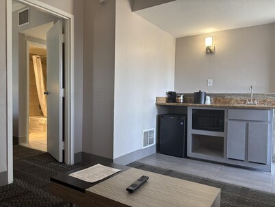 SureStay InnSuites Phoenix Hotel & Suites by Best Western