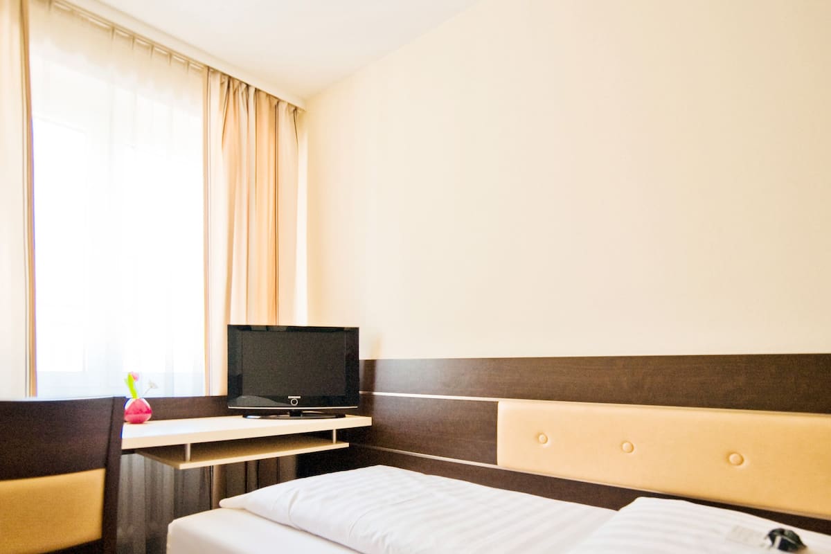 In-room safe, desk, laptop workspace, blackout curtains