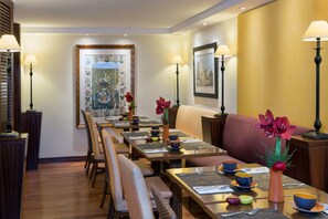 Daily buffet breakfast (CHF 22 per person)