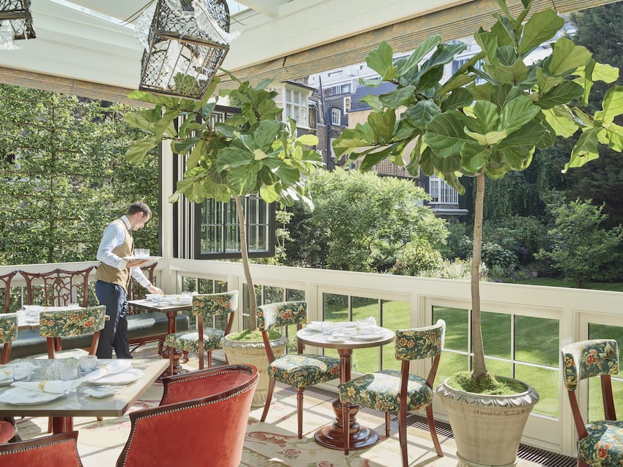 Se sirven desayunos, comidas, cenas y cocina local