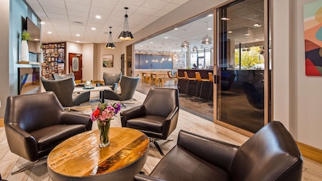 Bar (on property). The Rushmore Hotel & Suites, BW Premier Collection