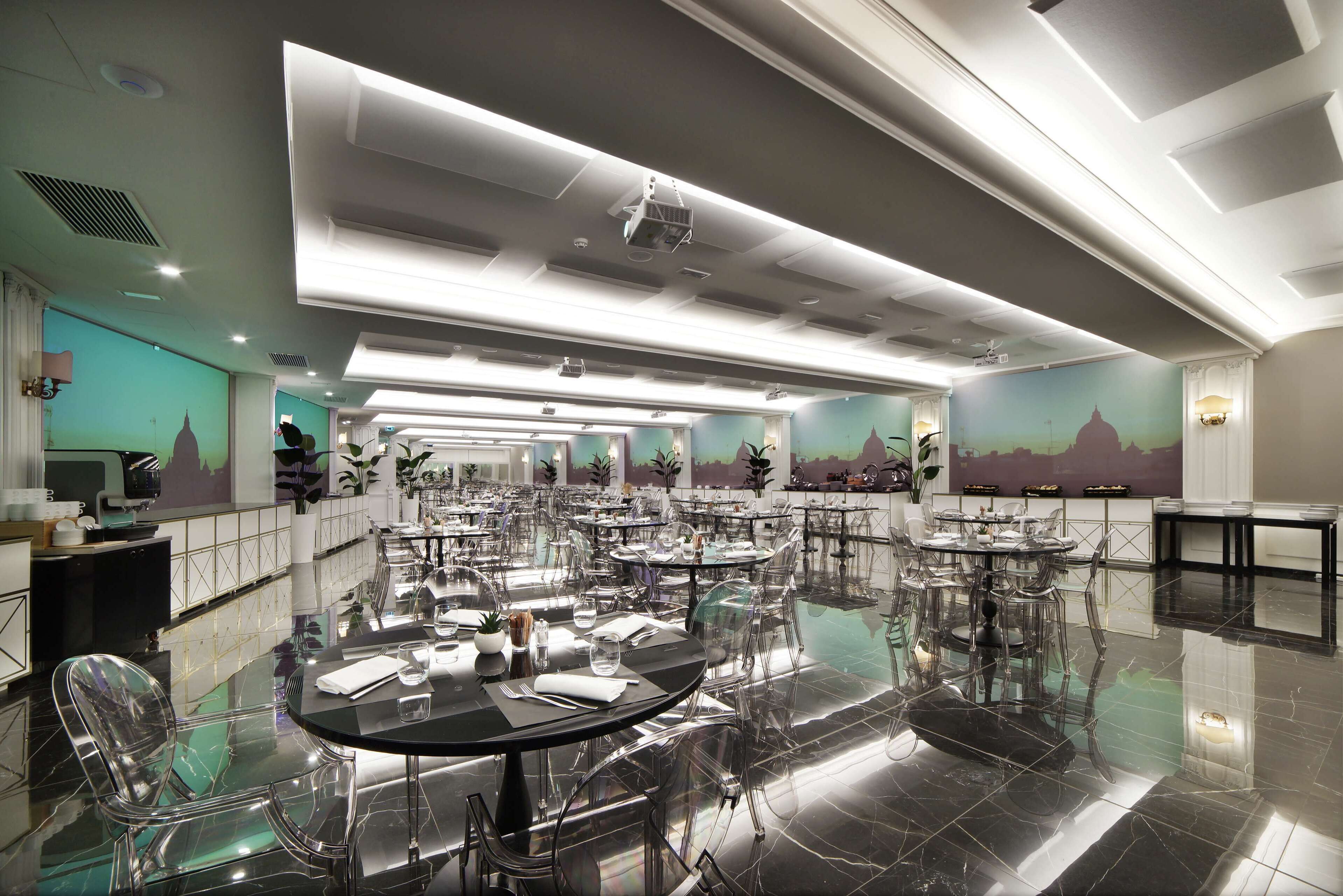 Daily buffet breakfast for a fee
