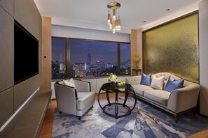 Ropa de cama de alta calidad y minibar 