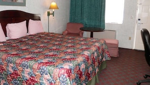 In-room safe, desk, iron/ironing board, free WiFi