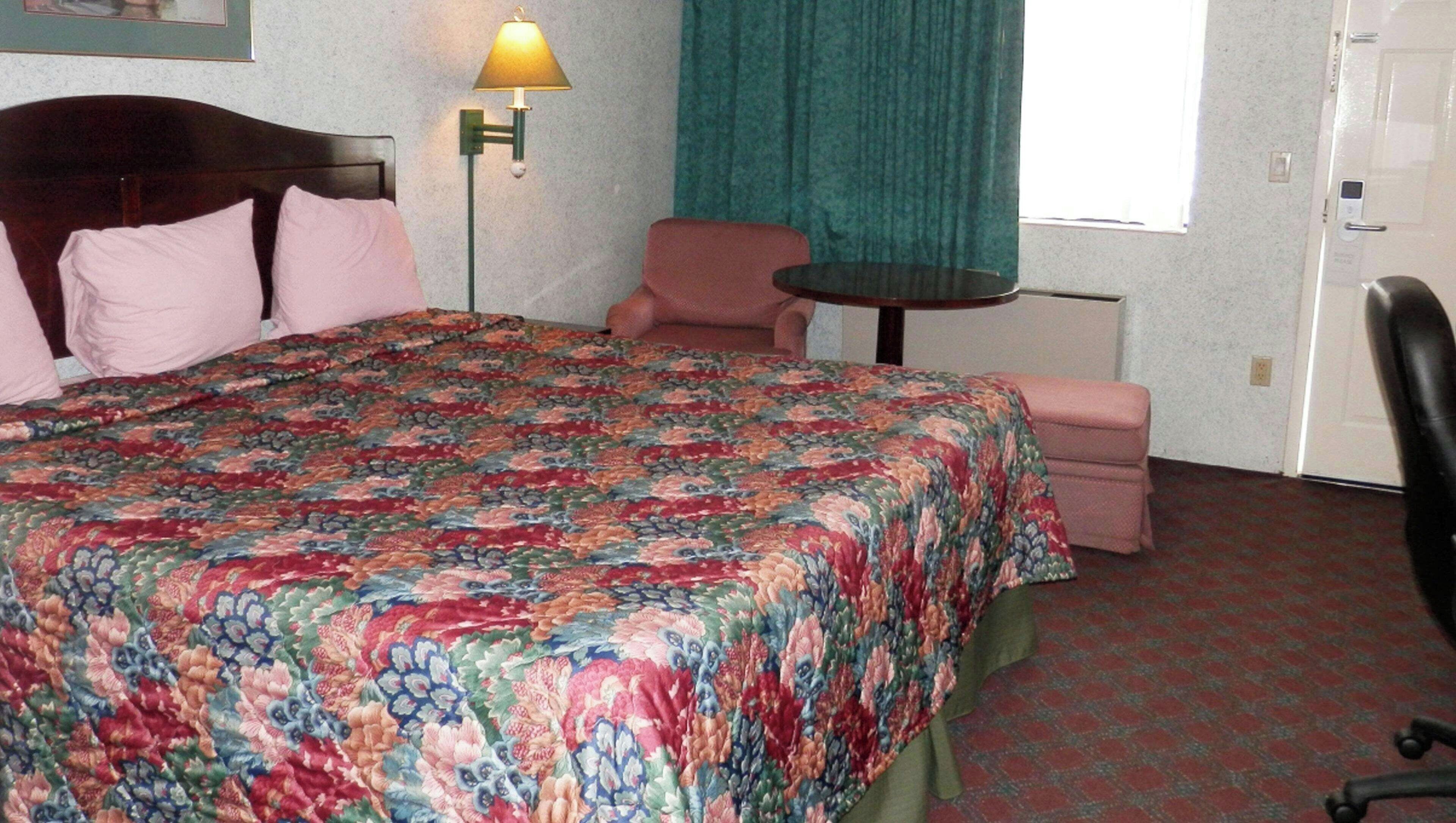 One king bed non smoking